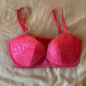 Victoria’s Secret Very Sexy Lined Balconet 34DD